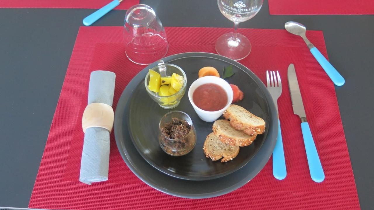 La Ferme De Pomereix Le Dorat Екстериор снимка